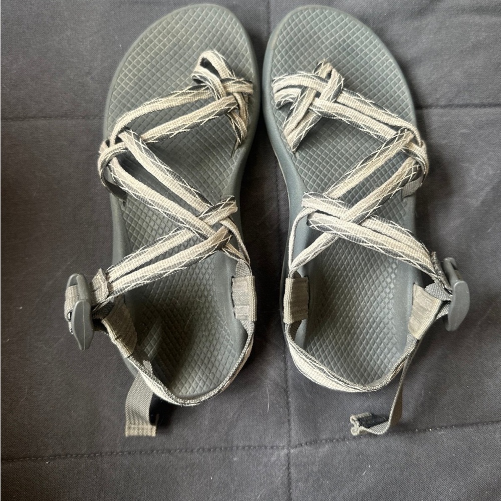 Women’s Chaco sandals size 7